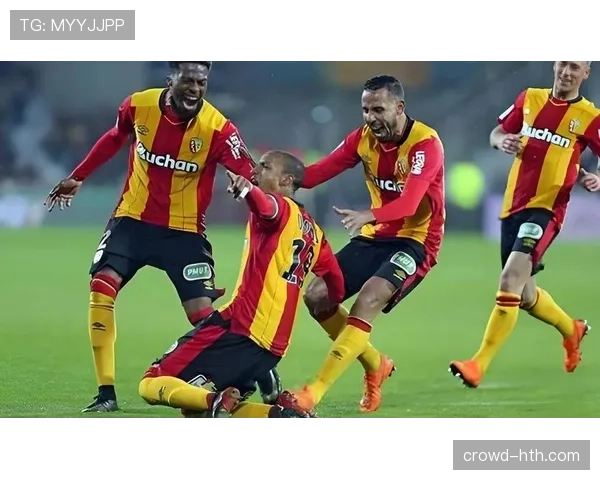 法甲新星强势崛起,球队凭借年轻力量重塑辉煌 法甲新星强势崛起,球队凭借年轻力量重塑辉煌